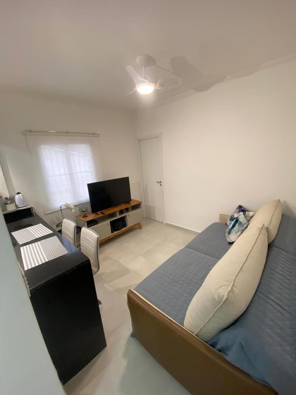 Canto Forte- Suite C/Varanda - Ate 5 Hospedes- Garagem - Wi Fi E 200 Metros Da Praia, 50 Metros Da Av Gastronomica Da Pg Praia Grande  Ngoại thất bức ảnh