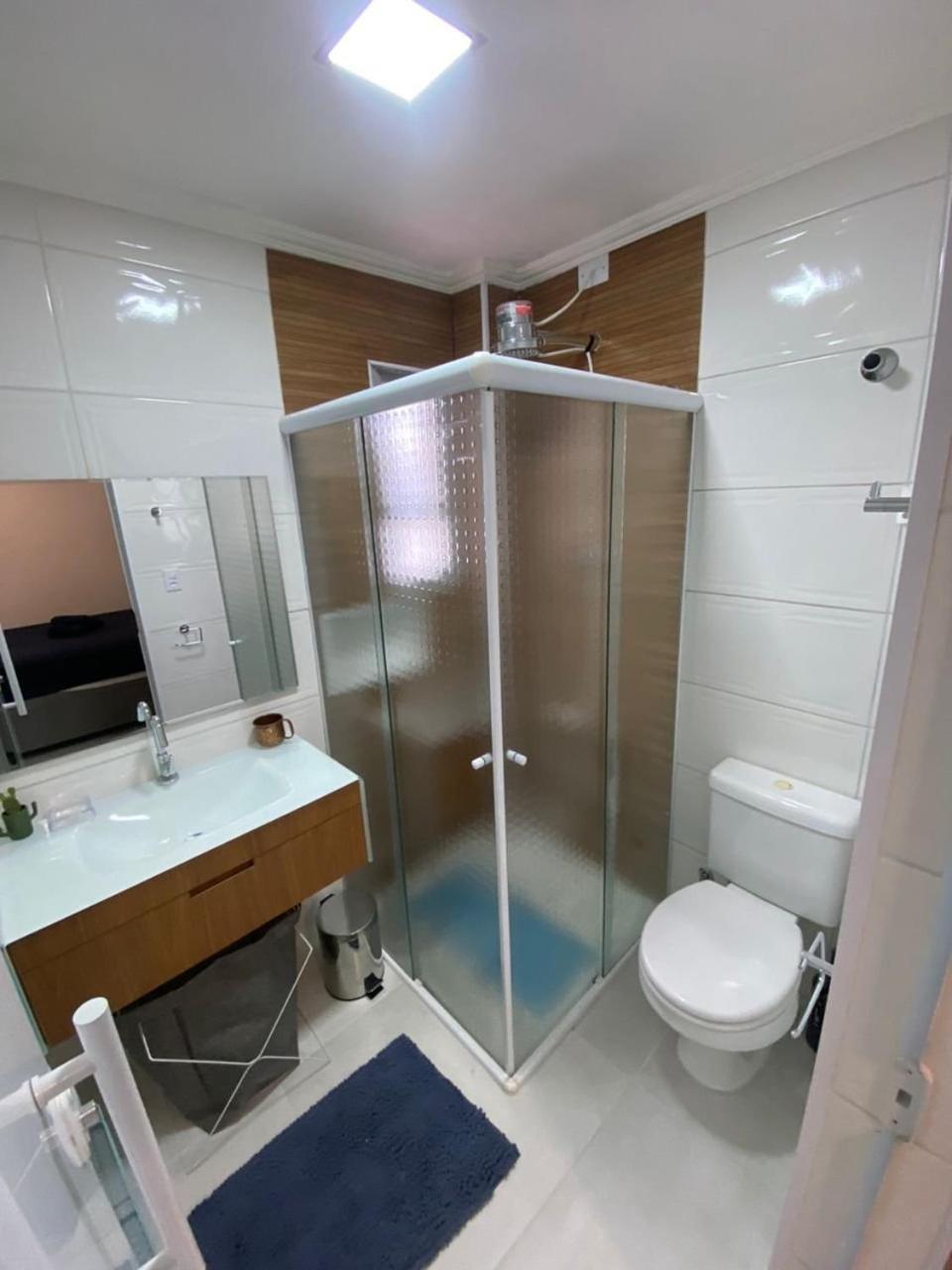 Canto Forte- Suite C/Varanda - Ate 5 Hospedes- Garagem - Wi Fi E 200 Metros Da Praia, 50 Metros Da Av Gastronomica Da Pg Praia Grande  Ngoại thất bức ảnh