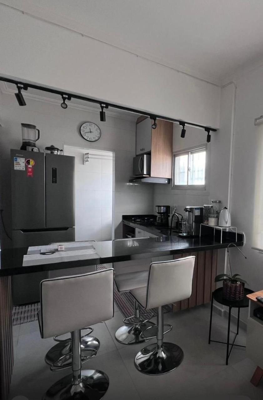 Canto Forte- Suite C/Varanda - Ate 5 Hospedes- Garagem - Wi Fi E 200 Metros Da Praia, 50 Metros Da Av Gastronomica Da Pg Praia Grande  Ngoại thất bức ảnh